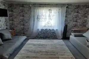 Не большая уютная квартира в частном деревянном доме финской постройки