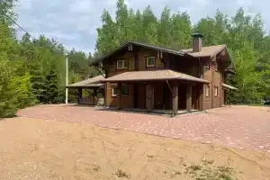 Дом в лесу