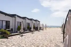 Коттеджи у моря Palm Beach на 11 номеров, Штормовое