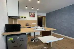 Уютная студия при въезде в город