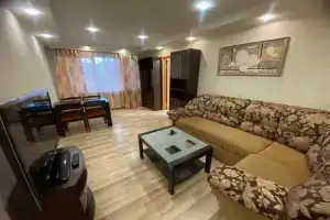 3-комнатная квартира, Гатчина