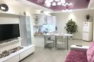 Чистая светлая квартира у моря, Адлер