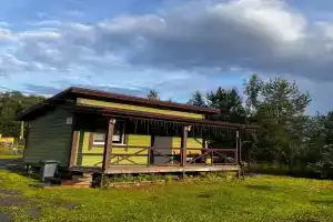 Saari Village, Сорола