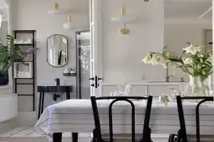 Апартаменты Аристократ на пешеходной площади 76м2