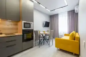 Квартира у пруда, Тюмень