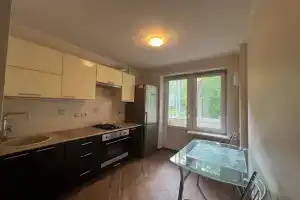 2-комнатная квартира у метро Молодежная, Москва