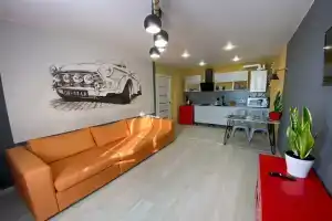 Евро-2 Апартаменты Есенин Smart