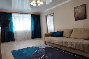 Квартира на вокзале, Пугачёв