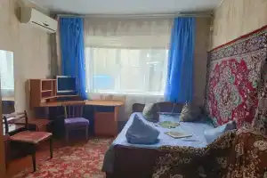Часть дома с отдельным входом, Ейск
