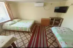 Уютный дом, Евпатория