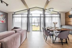 Дом у озера