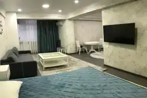 Квартира у фонтана
