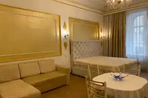 Квартира около Невского, Санкт-Петербург