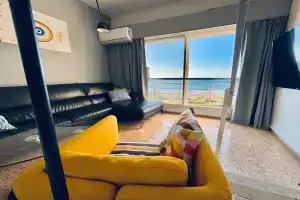 GW317 Квартира с бассейном с видом на море (Gugel Waves Nahariya), Нагария