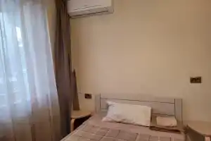 Изолированная комната в апартаментах