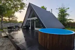 Домик с видом на лес, Майкоп