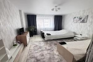 Уютная квартира, Строитель