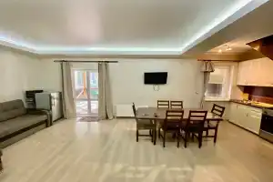 Частный дом, Зеленая Поляна