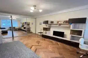Квартира в Калининском районе у спортивной школы Зенит, Динамо-Юниор