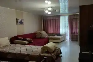 Уютная просторная однушка в Новлянском