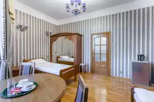 Двухместный номер с 2 отдельными кроватями люкс 415, Москва