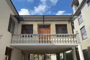 Апартаменты в центре города У Кеши