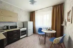 Хорошая квартира рядом с ЛА Трактор, Челябинск