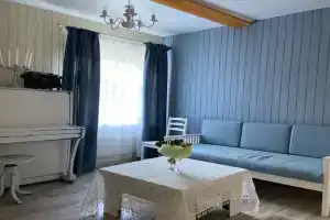 Уютный дом у реки в стиле прованс