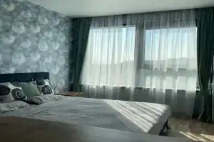 Студия в новом доме с видом на Золотой Рог