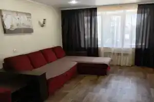 Уютная квартира, Пугачёв