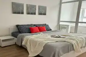 Welcome 6 мест рядом с центром озером кабан кондиционер смарт тв, Казань