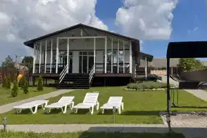 Комфортабельный дом на берегу озера Нарочь