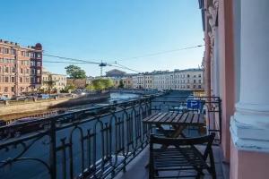 Видовая квартира в центре с балконом