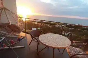 Апартаменты с видом на море, Алушта