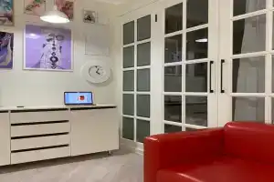 Комната в гостевом доме рядом с центром, только девушкам