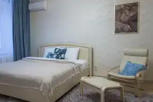 Уютные апартаменты у Пермской краевой клинической больницы, Пермь