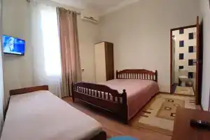 Трёхместный стандарт, Гагра