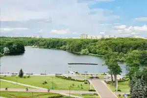 Двухкомнатная квартира с шикарным видом возле резиденции Президента, Минск