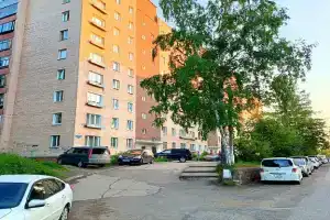 Уютная квартира в центре города с шикарным видом на лес и горы