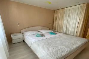 Уютная квартира с видом на стадион