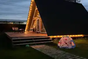 Домик А-фрейм, Хованское