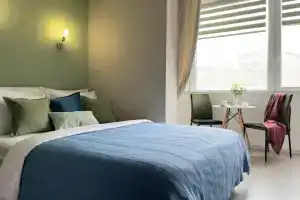 Зеленая студия у Северного вокзала, Калининград