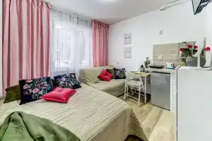 Студия, Санкт-Петербург