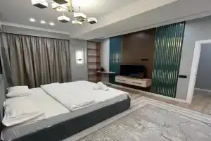 Фрунзе 466, Бишкек
