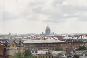 Уютная квартира в тихом районе с прекрасным видом из всех окон