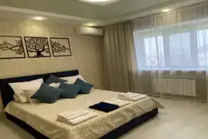 Фестиваль тюльпанов и Махан Фест, Элиста