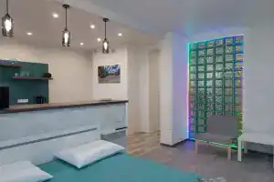 Студия с камином для двоих