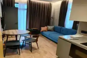 Стильная дизайнерская квартира в сердце старого Адлера