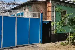 Уютный дом 300м от трассы м4 с размещением до 9 гостей, Каменск-Шахтинский