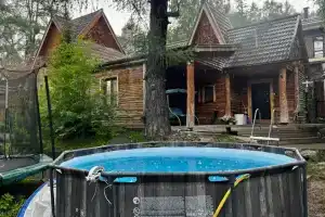 Дом с прудом и басейном в хвойном оазисе в 3км от ГЛЦ Абзаково до 8гос